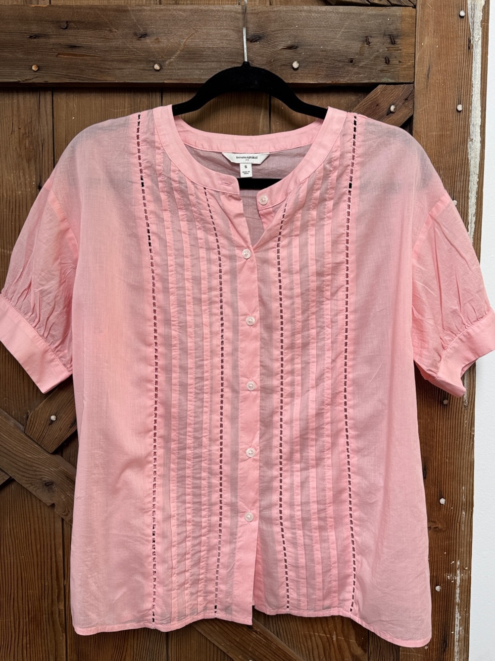 Banana Republic Peach Short-Sleeve Pintuck Blouse